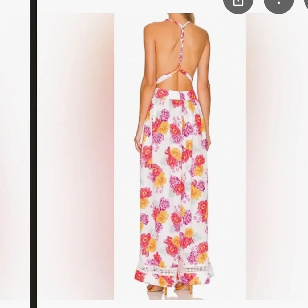 Loliena Jumpsuit in White
Eden
AGUA BENDITA - Picture 3 of 6
